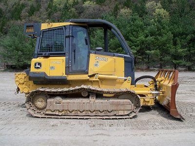 Dozers/tracks Deere 700J