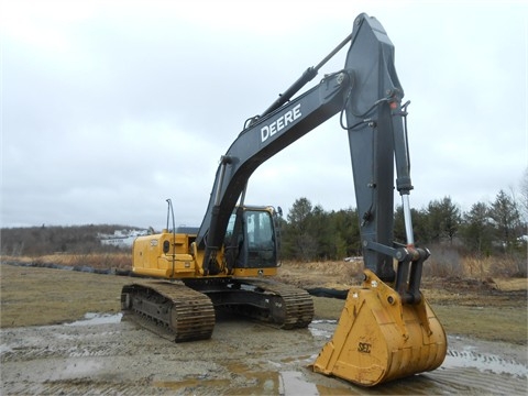 Hydraulic Excavator Deere 270D LC