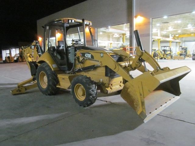 Retroexcavadoras Caterpillar 420E