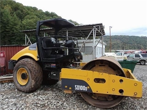 Compactadora Vibratoria Volvo SD100