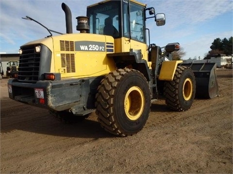  Komatsu WA250 de segunda mano a la venta Ref.: 1393961278214583 No. 2