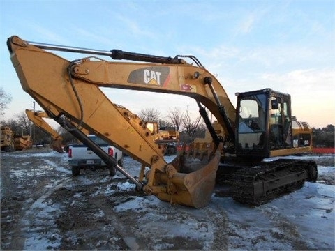  Caterpillar 324DL seminueva en venta Ref.: 1394461316331778 No. 3