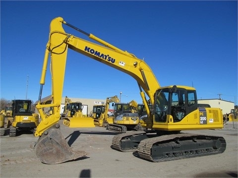  Komatsu PC210 L de bajo costo Ref.: 1394547777930339 No. 2