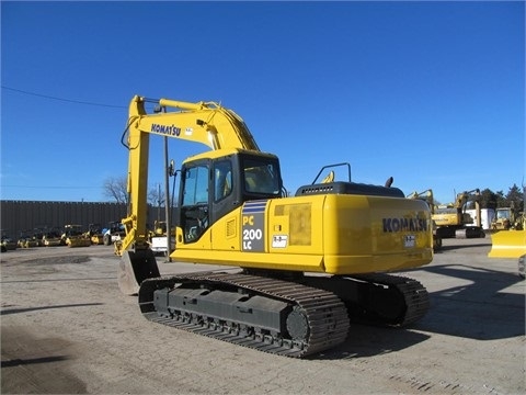  Komatsu PC210 L de bajo costo Ref.: 1394547777930339 No. 3