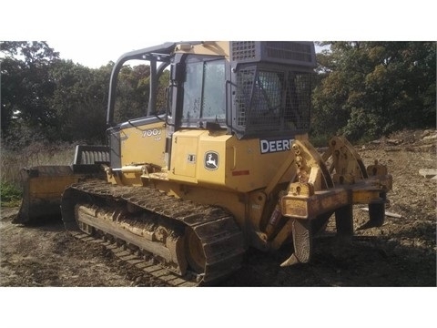  Deere 700J de bajo costo Ref.: 1395369473170057 No. 2