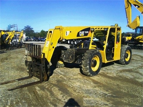  Caterpillar TL943 de medio uso en venta Ref.: 1395857434494082 No. 2