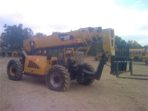 Telehandler Caterpillar TL1055