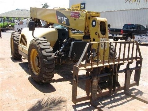 Telehandler Caterpillar TL642