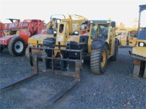 Telehandler Caterpillar TL642