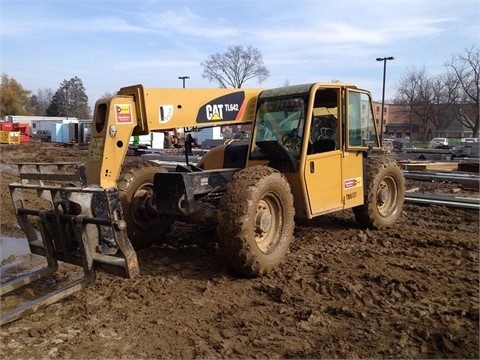 Manipulador Telescopico Caterpillar TL642