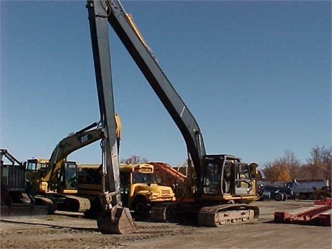 Hydraulic Excavator Deere 230C