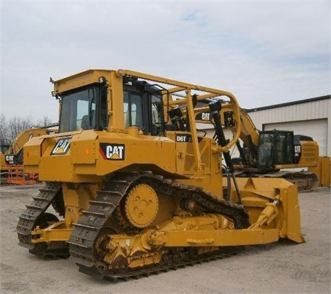 TRACTORES CATERPILLAR D6T de segunda mano Ref.: 1396288847727204 No. 3