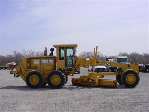  Deere 772CH en buenas condiciones Ref.: 1396736579519787 No. 2