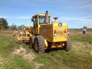  Deere 772BH de medio uso en venta Ref.: 1396744088198729 No. 2