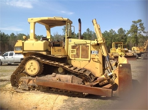 Dozers/tracks Caterpillar D6H