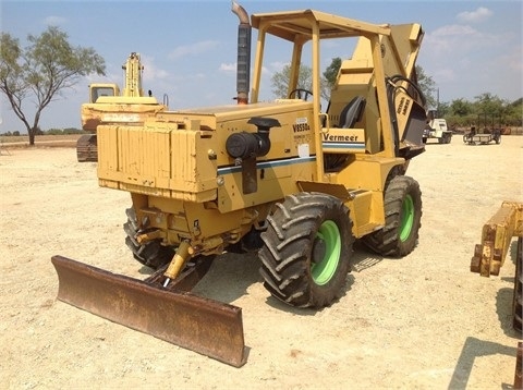 Trencher Vermeer V8550