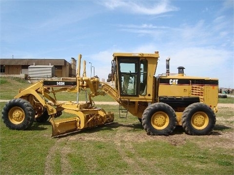  Caterpillar 140H de medio uso en venta Ref.: 1397075081514297 No. 2