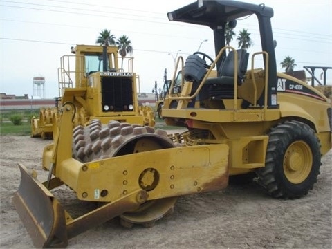 Compactadoras Suelos Y Rellenos Caterpillar CP-433E