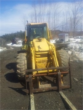  Komatsu WB150 de medio uso en venta Ref.: 1397521642596622 No. 2