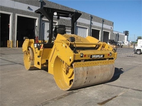  Caterpillar CB54 seminueva en perfecto estado Ref.: 1397938536001197 No. 2