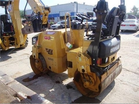  Caterpillar CB24 usada en buen estado Ref.: 1397940633321726 No. 2