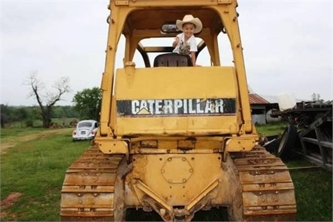  Caterpillar D6E importada en buenas condiciones Ref.: 1398103850119456 No. 3