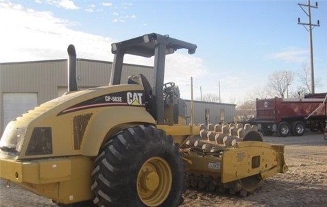  Caterpillar CP-563 de bajo costo Ref.: 1398174711704559 No. 2