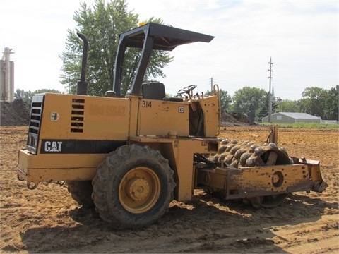  Caterpillar CP-433 en venta Ref.: 1398259109710658 No. 2