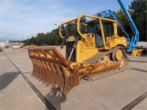 Dozers/tracks Caterpillar D6T