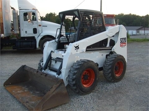  Bobcat S220 importada en buenas condiciones Ref.: 1398352760404026 No. 3