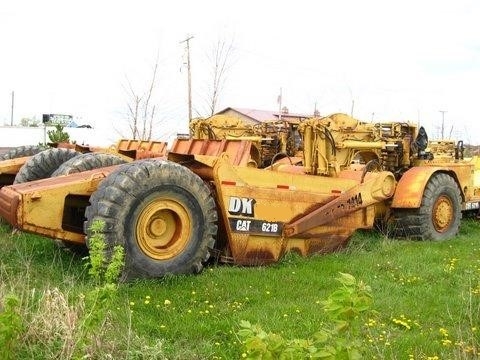 Screpers Caterpillar 621B