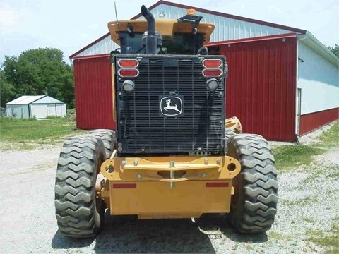  Deere 770 de medio uso en venta Ref.: 1398803006073772 No. 3