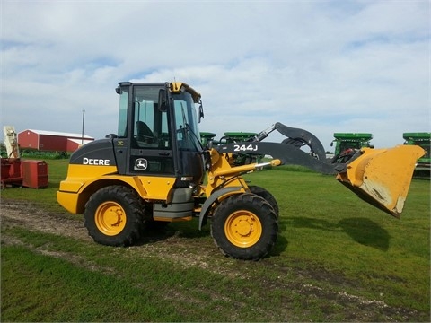 Cargadoras Sobre Ruedas Deere 244J