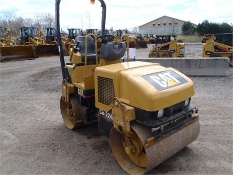  Caterpillar CB-224E usada a la venta Ref.: 1399051216024460 No. 2