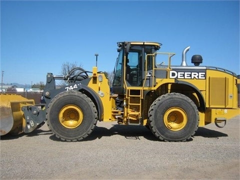 Cargadoras Sobre Ruedas Deere 744K