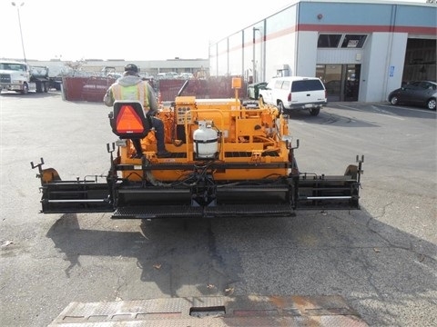 Pavers Leeboy L8500T