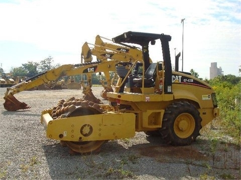 Soil Compactors Caterpillar CP-433E