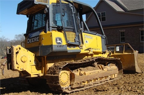 Dozers/tracks Deere 700J