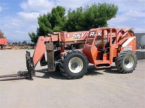 venta manipulador telescopico SKY TRAK 10054 seminuevo Ref.: 1400683771914144 No. 4