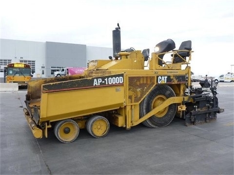 Pavimentadoras Caterpillar AP-1000D