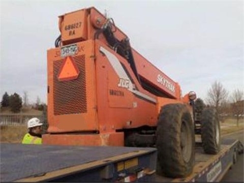 Manipulador Telescopico Sky Trak 8042