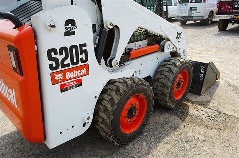  Bobcat S205 usada a la venta Ref.: 1401467773166698 No. 3