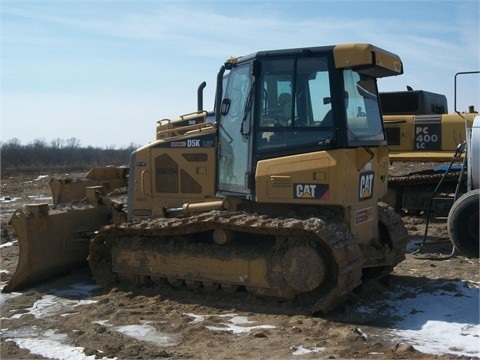 Dozers/tracks Caterpillar D5K