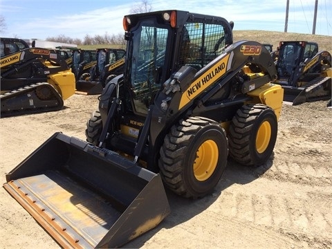 NEW HOLLAND L230 usada en buen estado Ref.: 1401729074212698 No. 3