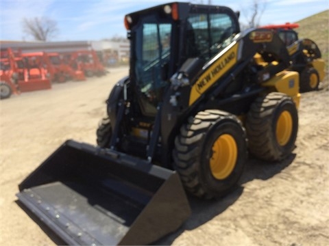  New Holland L220 en buenas condiciones Ref.: 1401730065084192 No. 3