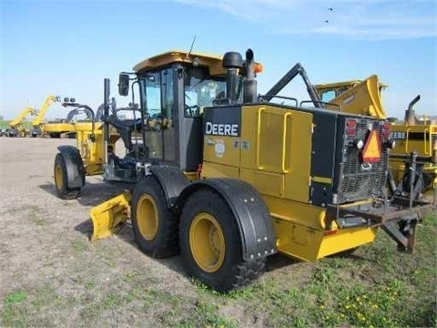 Motoconformadoras Deere 772GP