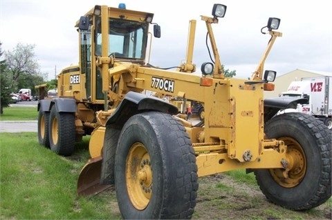 Motoconformadoras Deere 770CH