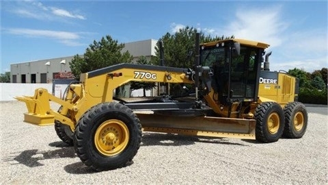 Deere 770CH de segunda mano en venta Ref.: 1401840419616329 No. 3