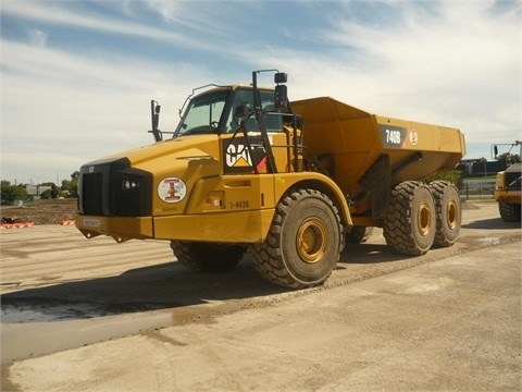 Off Road Truck Caterpillar 740