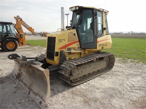 Dozers/tracks New Holland DC75